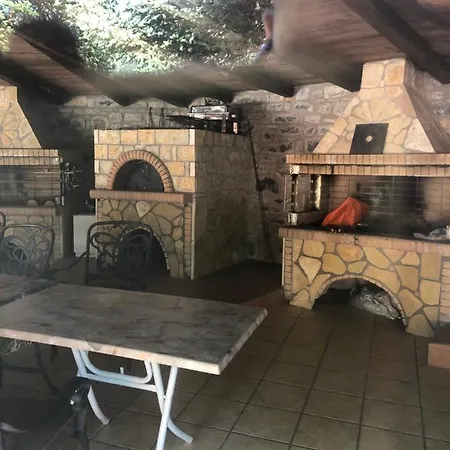 בית כפרי Villazia The Highest Kardharás