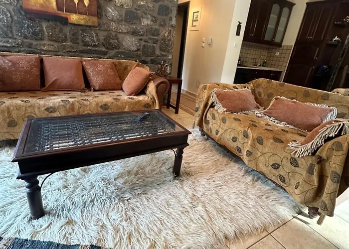 Villazia The Highest Kardharás